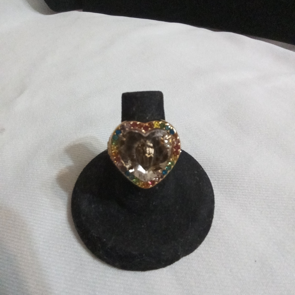Women's ring